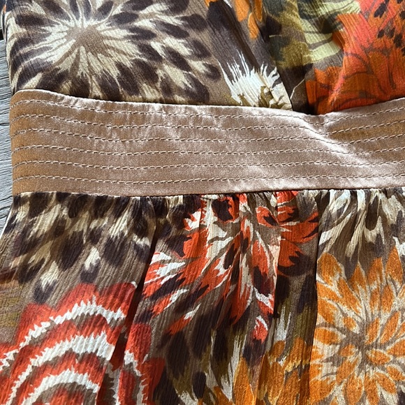 LAUNDRY BY SHELLI SEGAL 100% SILK SLEEVELESS AND FLORAL HALTER/COCKTAIL DRESS - Picture 3 of 8